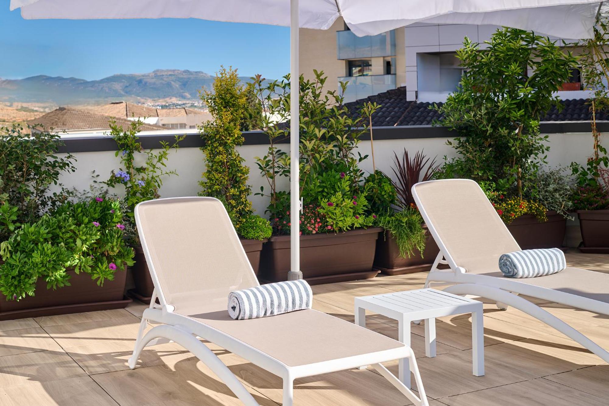 Apartamentos Luna Suites Granada Bagian luar foto
